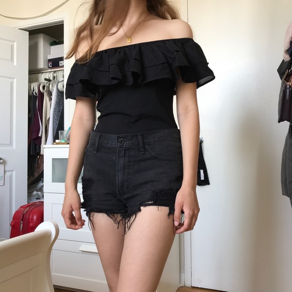 High rise black shorts - Picture 4 of 5